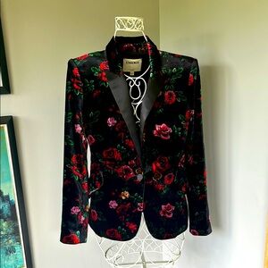 L'AGENCE Velvet Blazer with Red and Green Floral Pattern